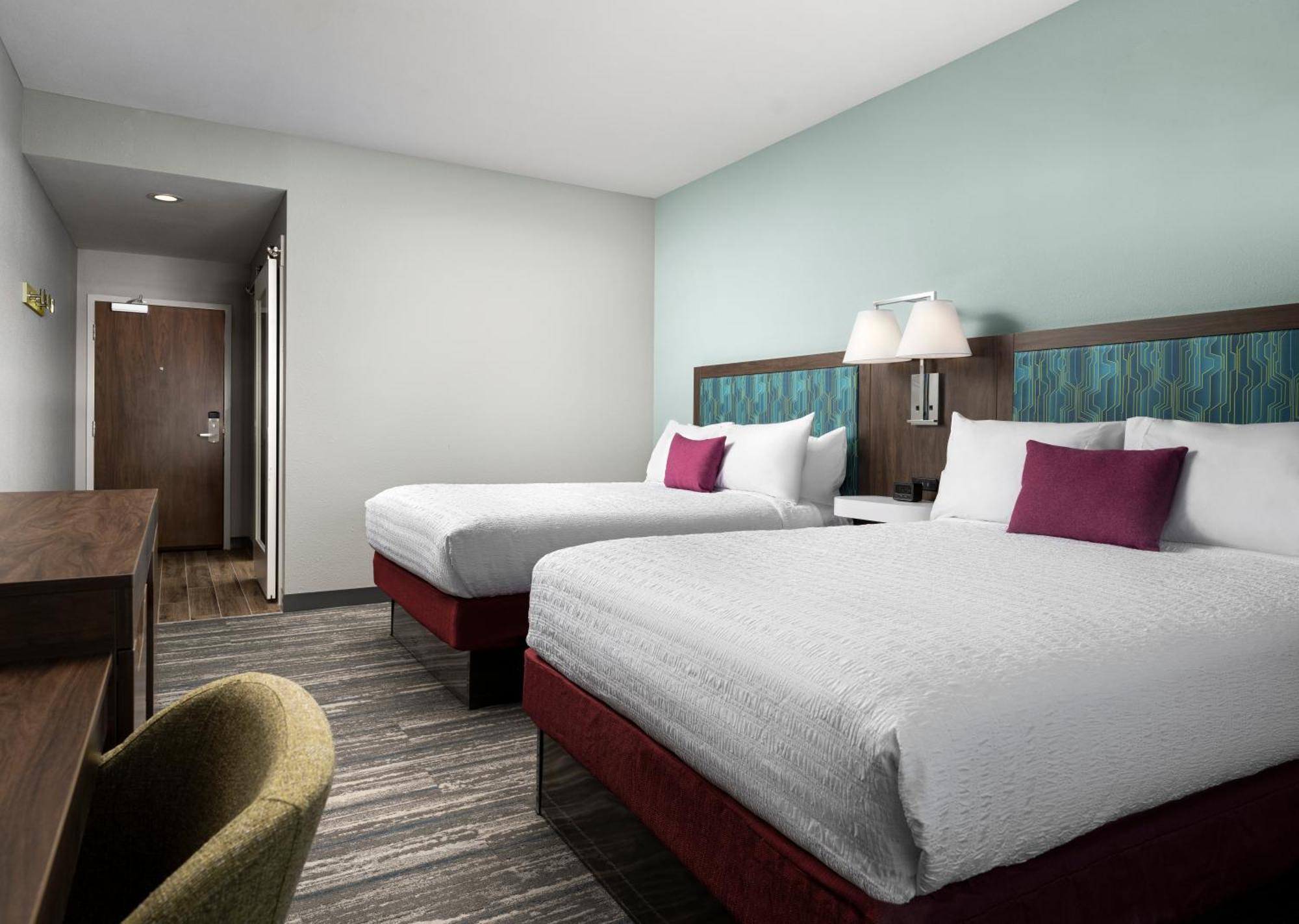 Hampton Inn Redmond Bend Airport Екстериор снимка